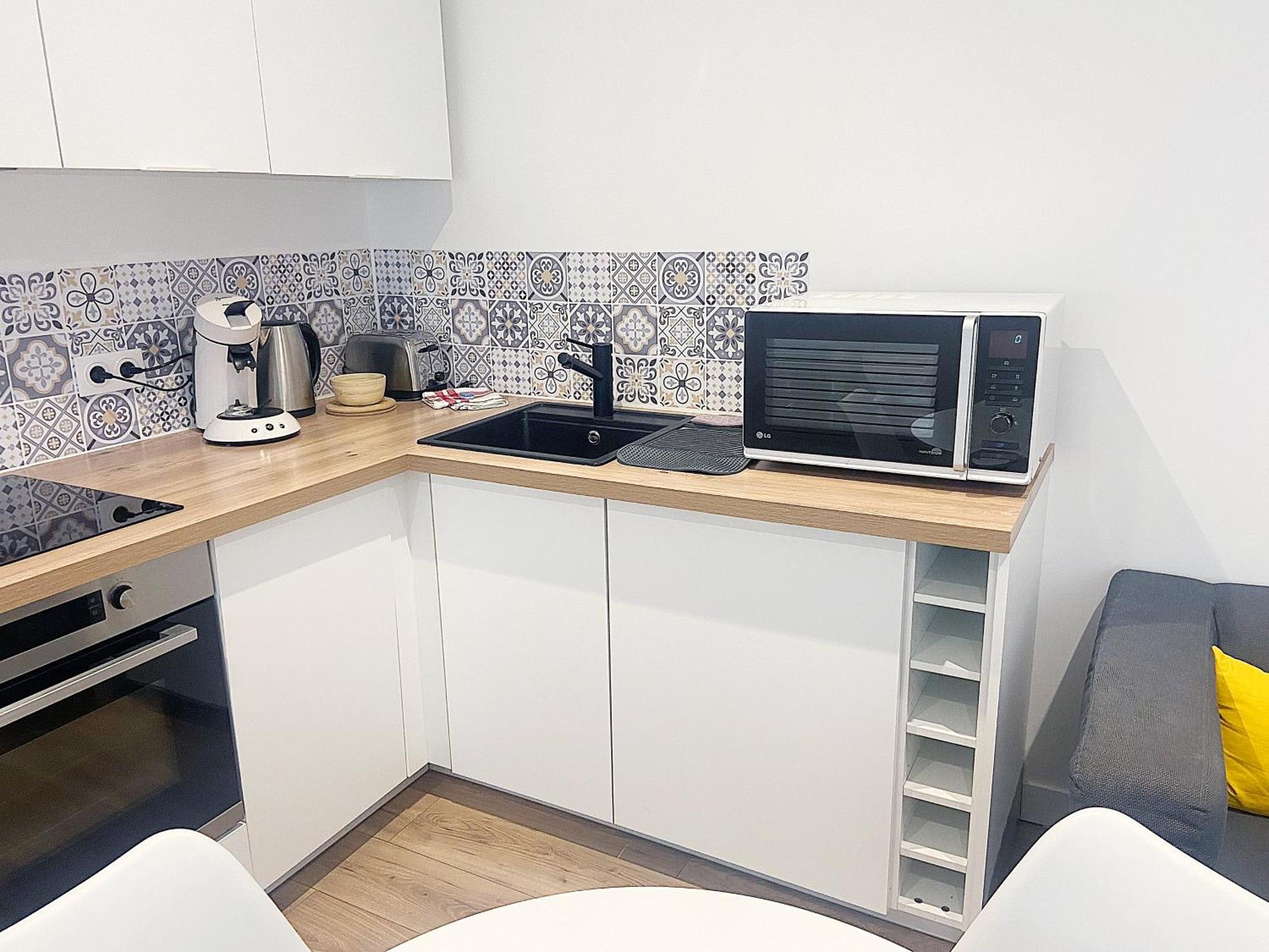 Apartamento Le Petit Barbusse, Proche Centre Avec Netflix Reims Exterior foto